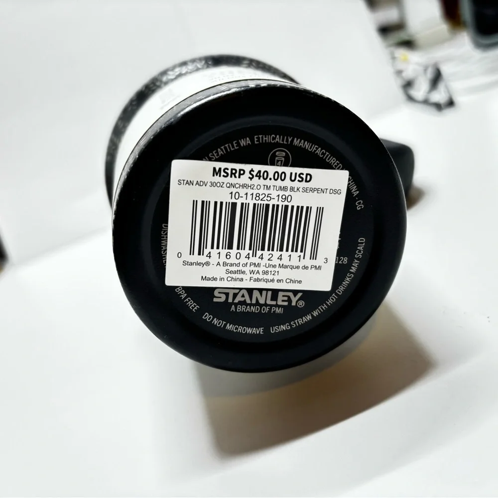 Stanley Black CALIA 30oz - Picture 3 of 3